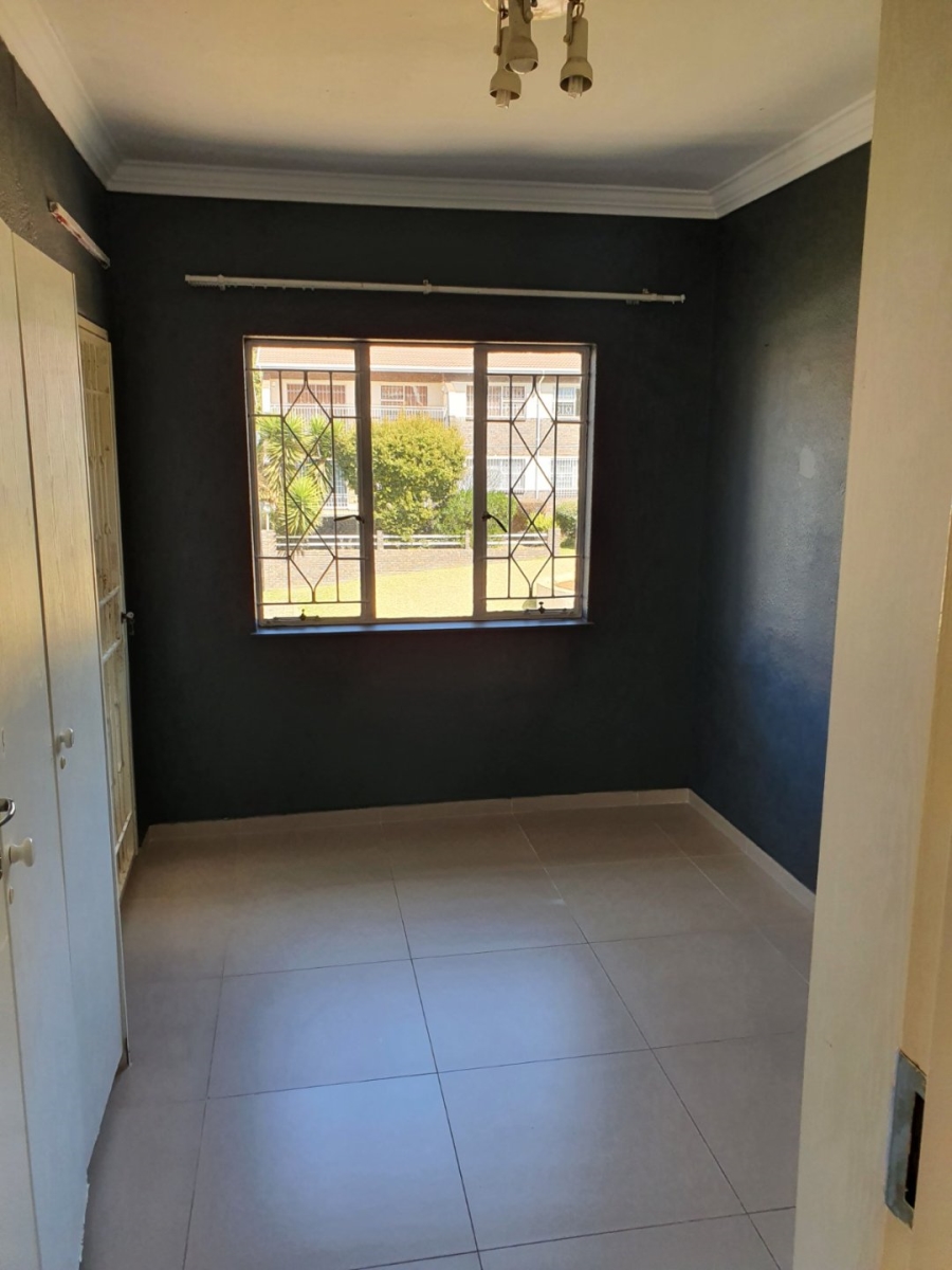 To Let 3 Bedroom Property for Rent in Bruma Gauteng