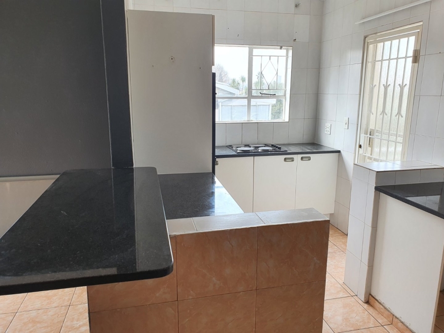 To Let 3 Bedroom Property for Rent in Bruma Gauteng