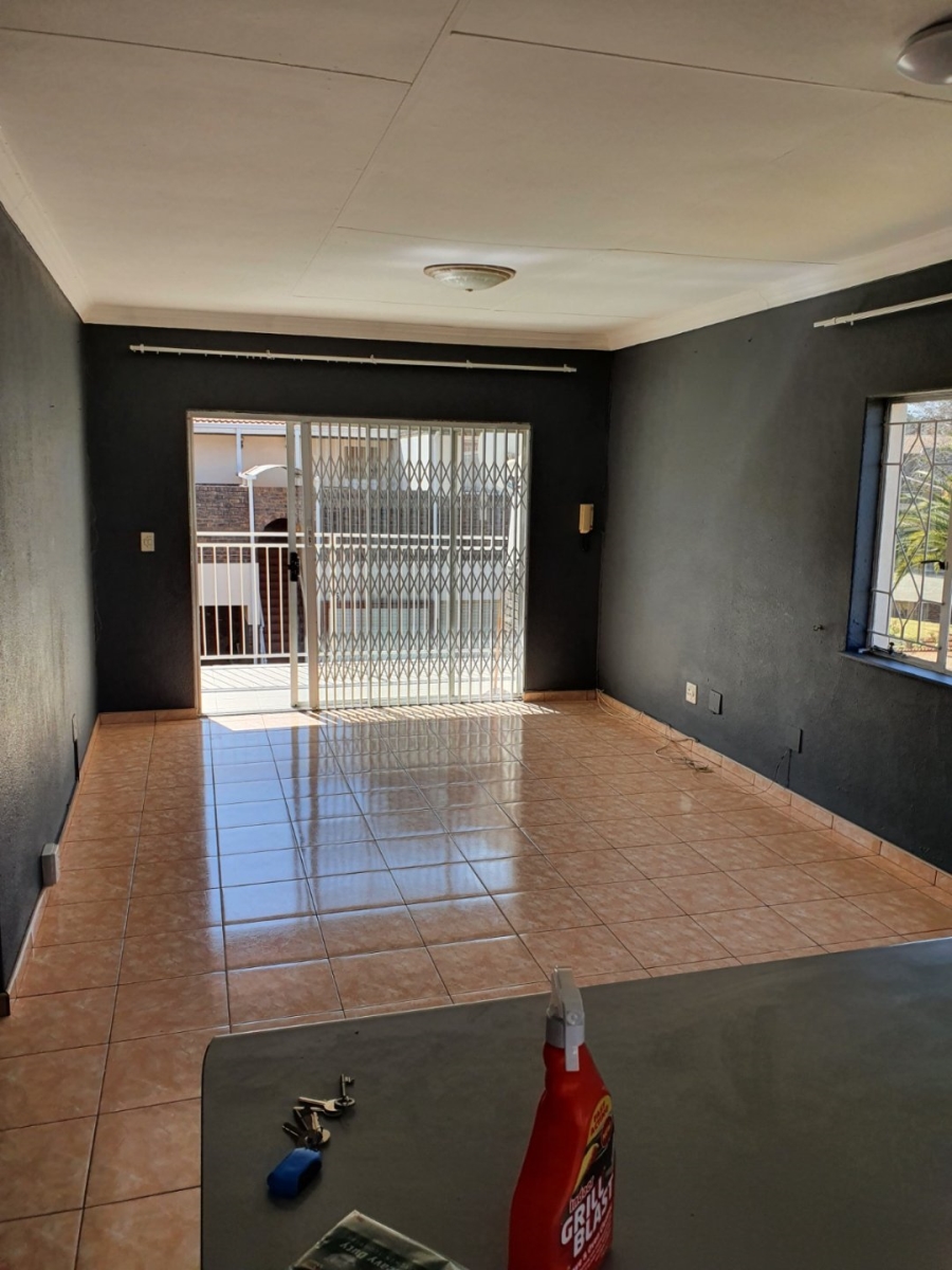 To Let 3 Bedroom Property for Rent in Bruma Gauteng
