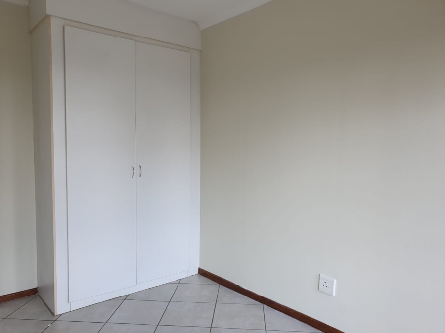 To Let 2 Bedroom Property for Rent in Greenstone Hill Gauteng