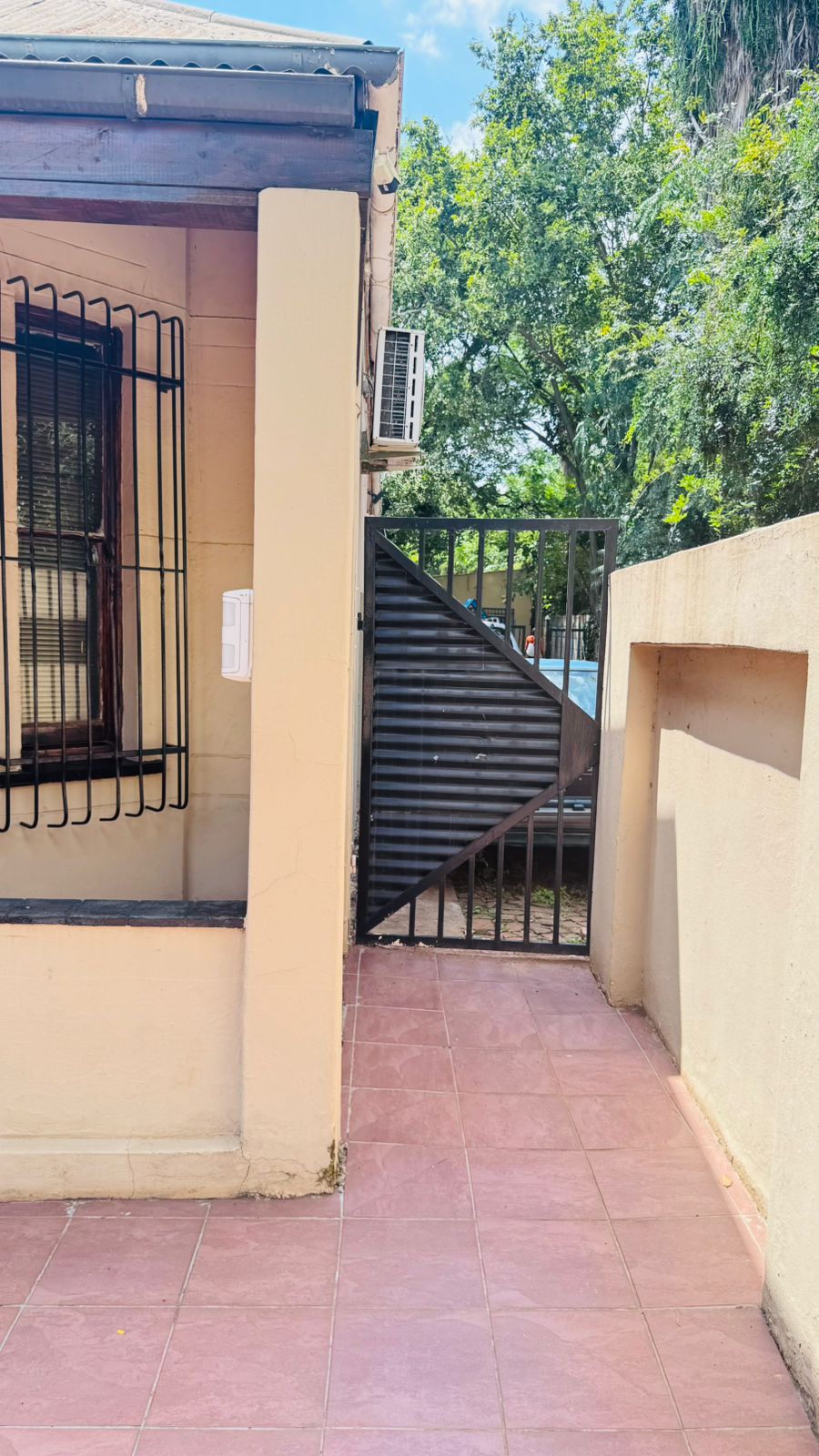 6 Bedroom Property for Sale in Pretoria Gauteng