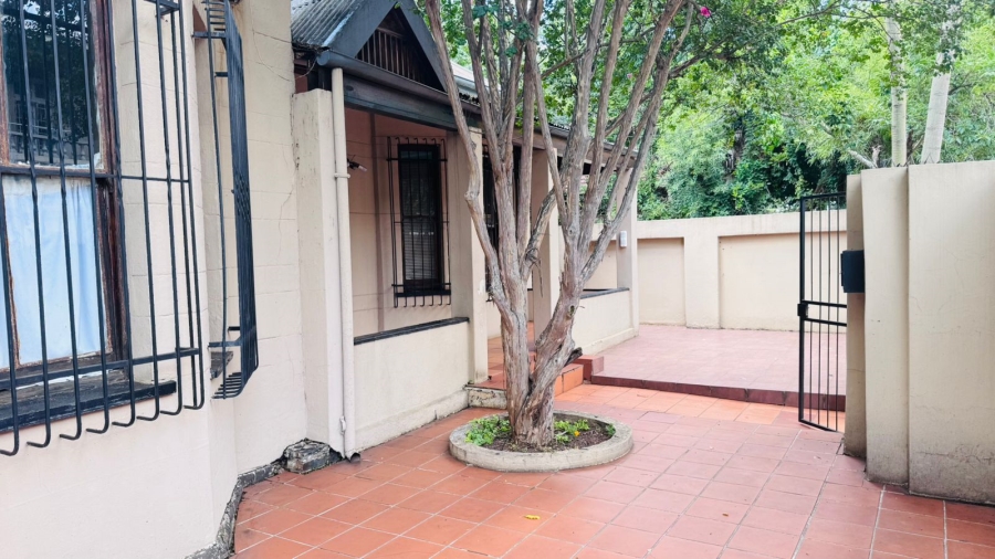6 Bedroom Property for Sale in Pretoria Gauteng