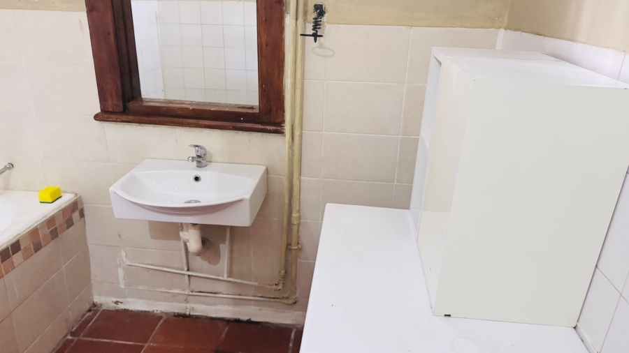 6 Bedroom Property for Sale in Pretoria Gauteng