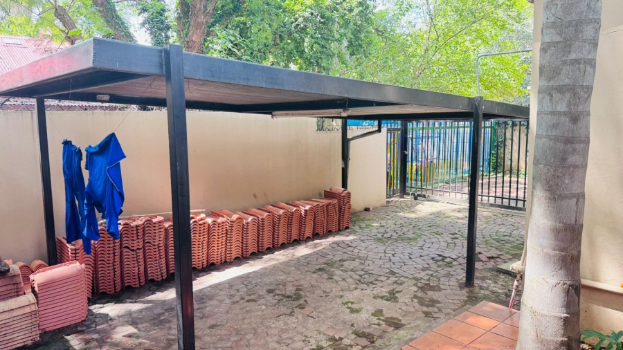 6 Bedroom Property for Sale in Pretoria Gauteng