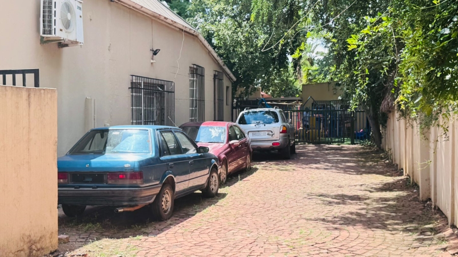 6 Bedroom Property for Sale in Pretoria Gauteng