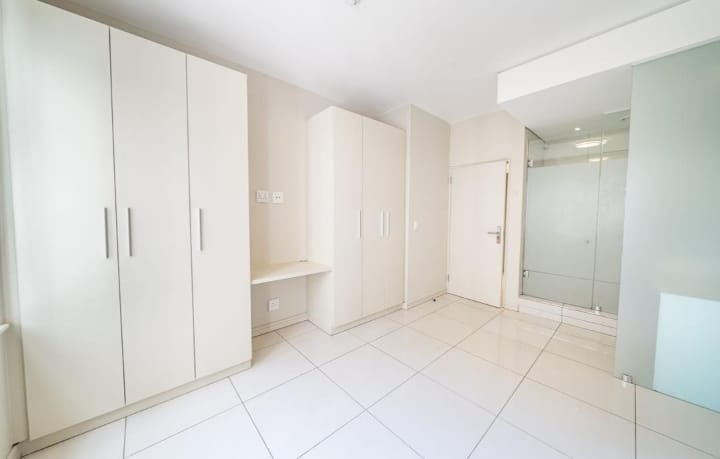 2 Bedroom Property for Sale in Rosebank Gauteng