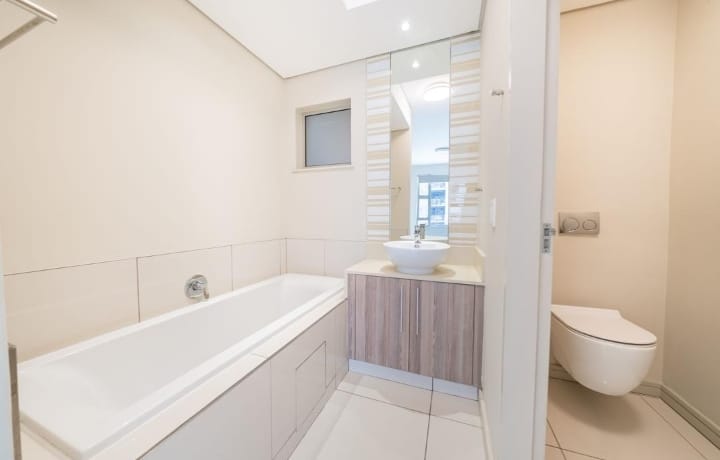 2 Bedroom Property for Sale in Rosebank Gauteng