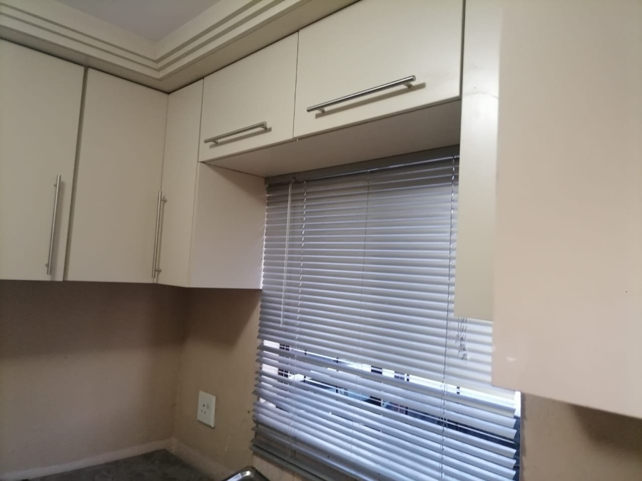 To Let 2 Bedroom Property for Rent in Soshanguve VV Gauteng