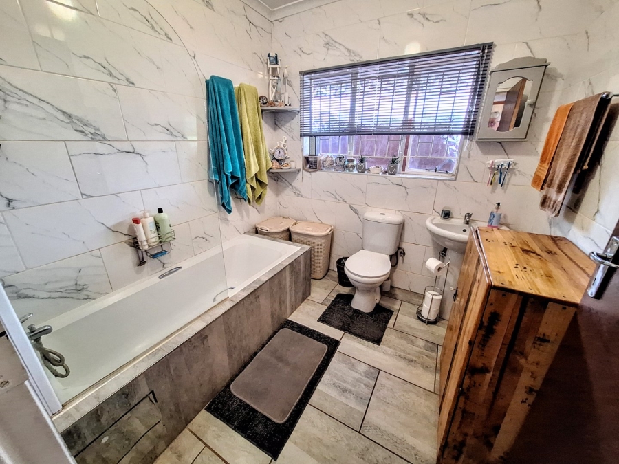 3 Bedroom Property for Sale in The Orchards Gauteng