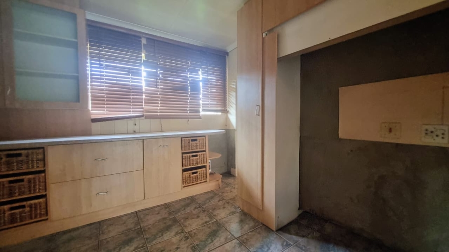 3 Bedroom Property for Sale in Falcon Ridge Gauteng