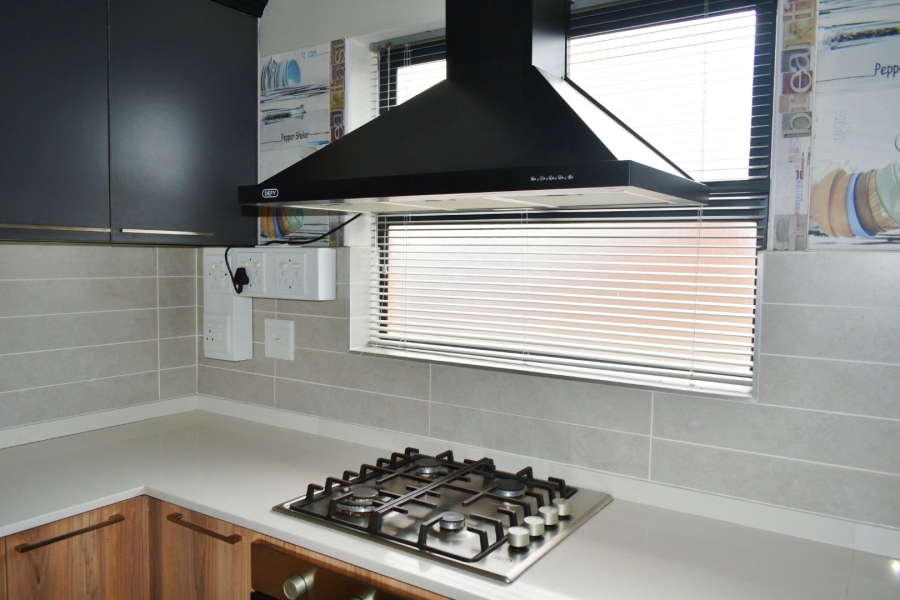 3 Bedroom Property for Sale in Louwlardia Gauteng