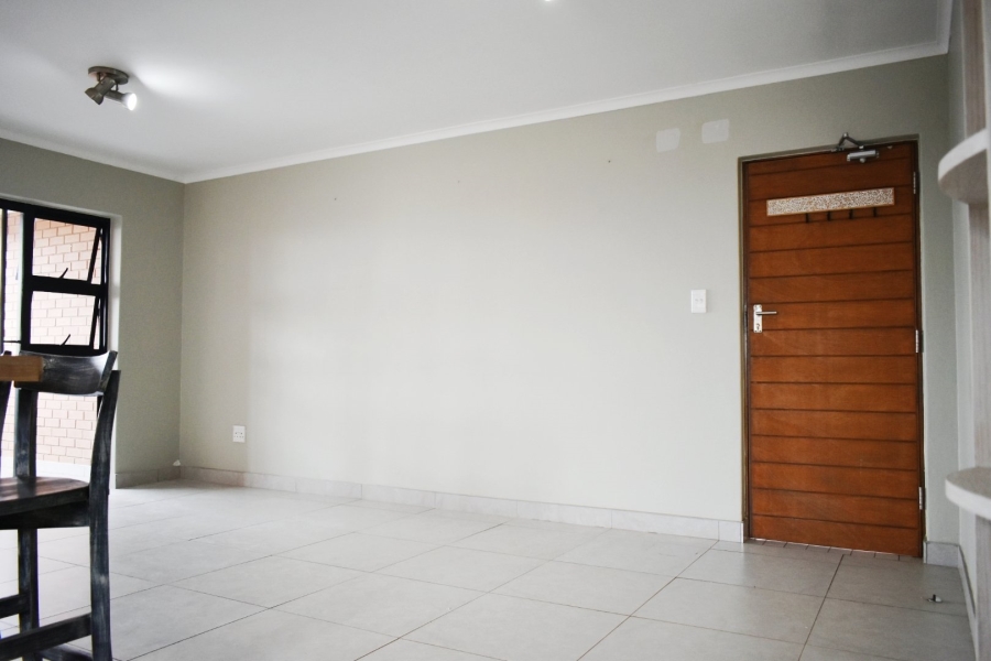 3 Bedroom Property for Sale in Louwlardia Gauteng