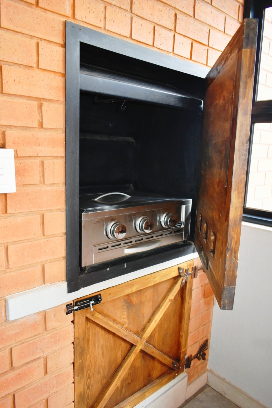 3 Bedroom Property for Sale in Louwlardia Gauteng