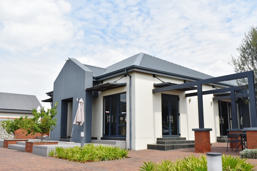 3 Bedroom Property for Sale in Louwlardia Gauteng