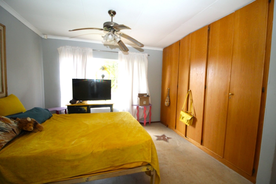 To Let 3 Bedroom Property for Rent in Rooihuiskraal North Gauteng