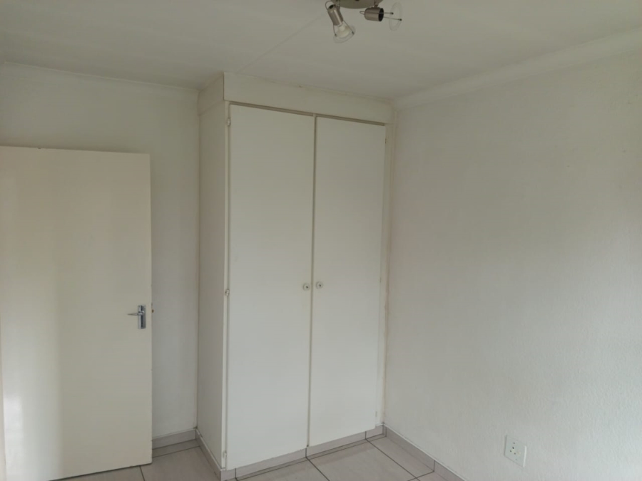 3 Bedroom Property for Sale in Vorna Valley Gauteng