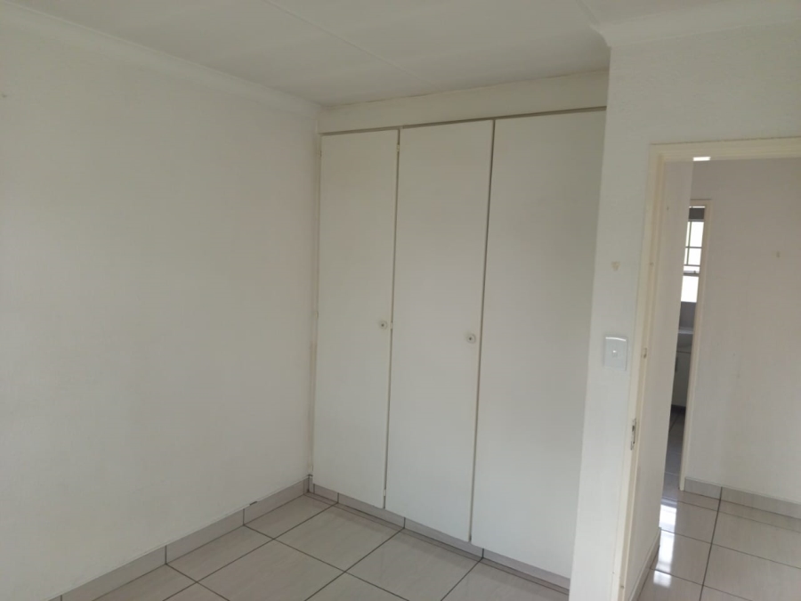 3 Bedroom Property for Sale in Vorna Valley Gauteng