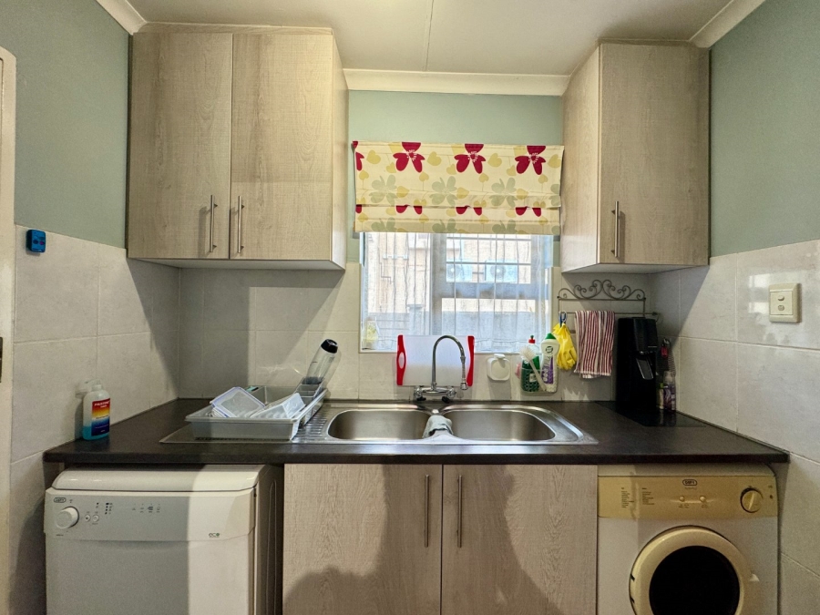 3 Bedroom Property for Sale in Pierre Van Ryneveld Gauteng