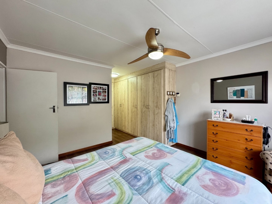 3 Bedroom Property for Sale in Pierre Van Ryneveld Gauteng