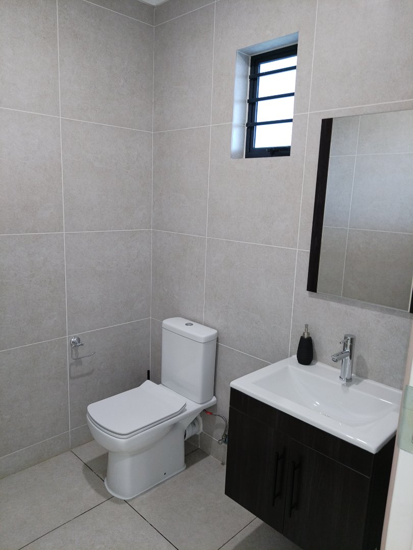 3 Bedroom Property for Sale in Greenstone Crest Gauteng