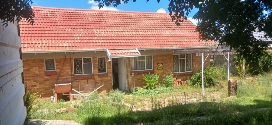 3 Bedroom Property for Sale in Linmeyer Gauteng