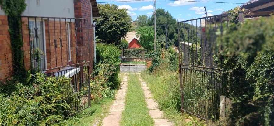 3 Bedroom Property for Sale in Linmeyer Gauteng