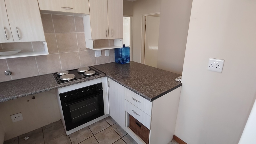 2 Bedroom Property for Sale in Sinoville Gauteng