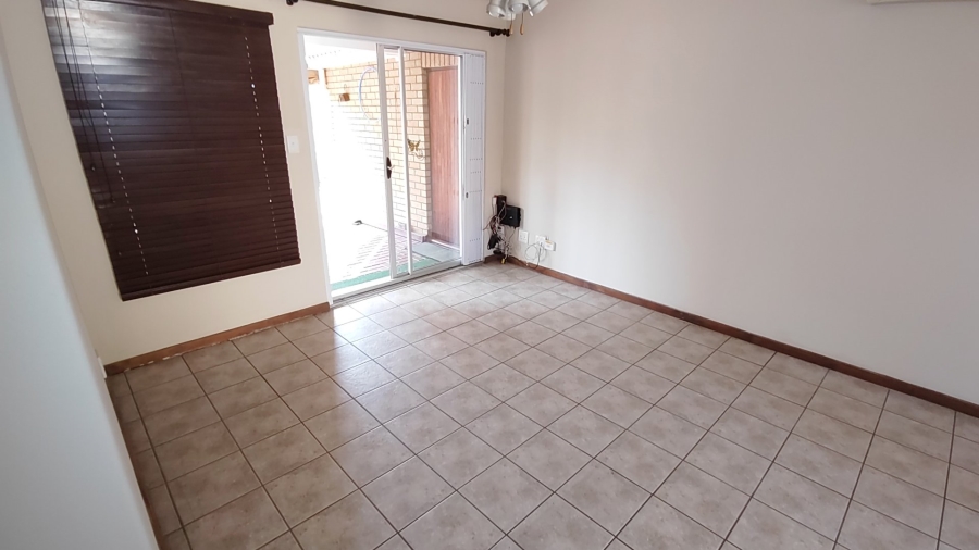 2 Bedroom Property for Sale in Sinoville Gauteng