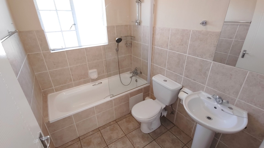 2 Bedroom Property for Sale in Sinoville Gauteng