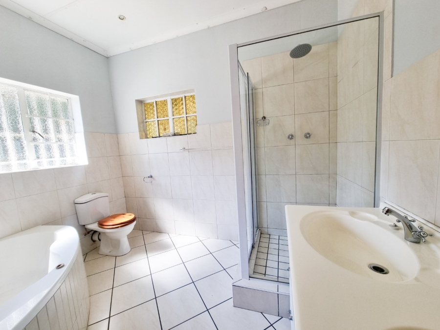 3 Bedroom Property for Sale in Parkhurst Gauteng