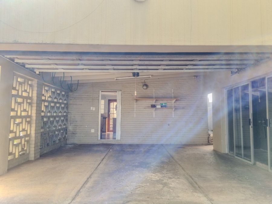 3 Bedroom Property for Sale in Parkhurst Gauteng