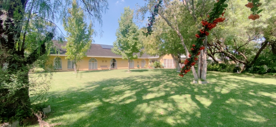 4 Bedroom Property for Sale in Three Rivers Proper Gauteng