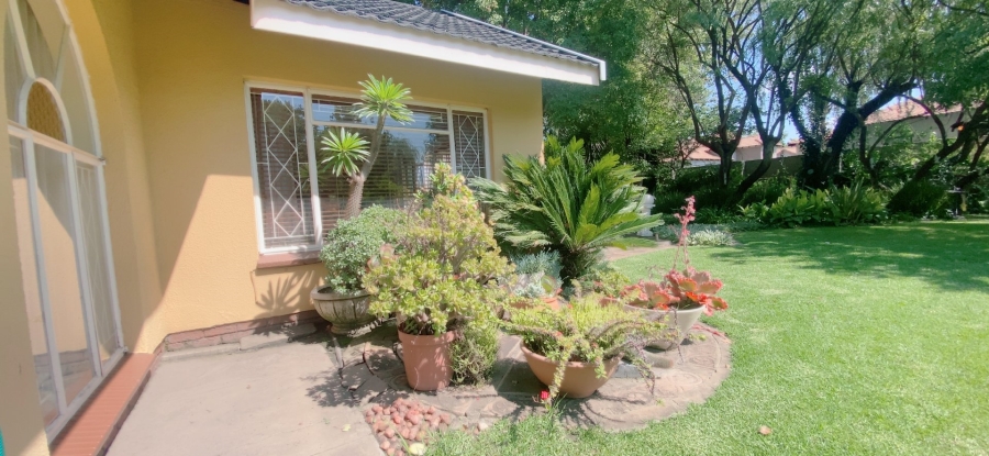 4 Bedroom Property for Sale in Three Rivers Proper Gauteng