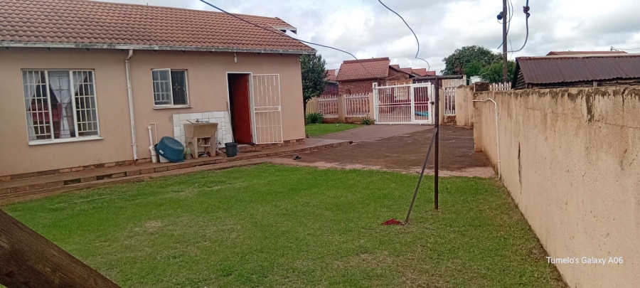 To Let 2 Bedroom Property for Rent in Soshanguve VV Gauteng