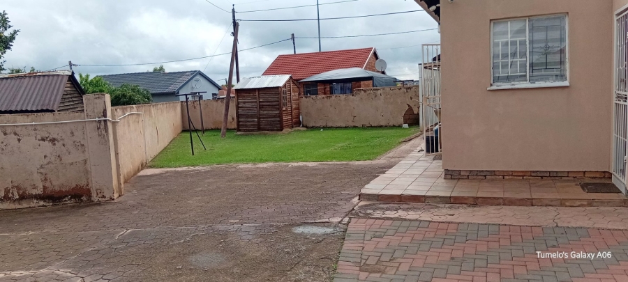 To Let 2 Bedroom Property for Rent in Soshanguve VV Gauteng