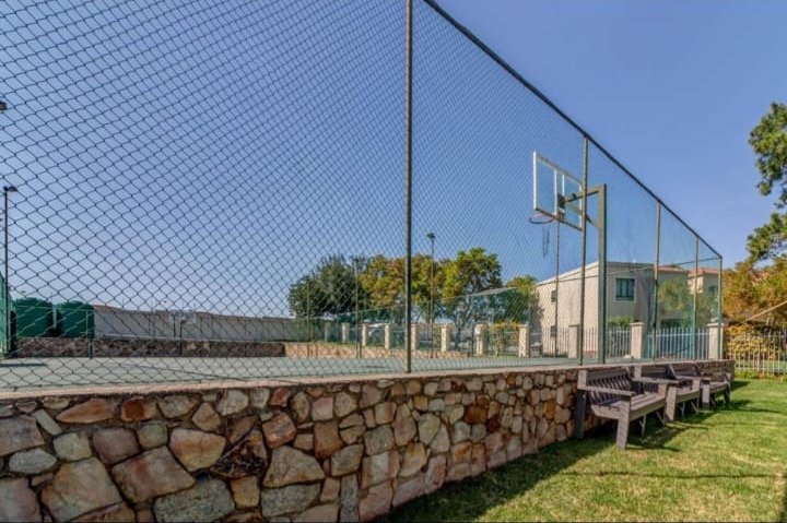 2 Bedroom Property for Sale in Dainfern Gauteng