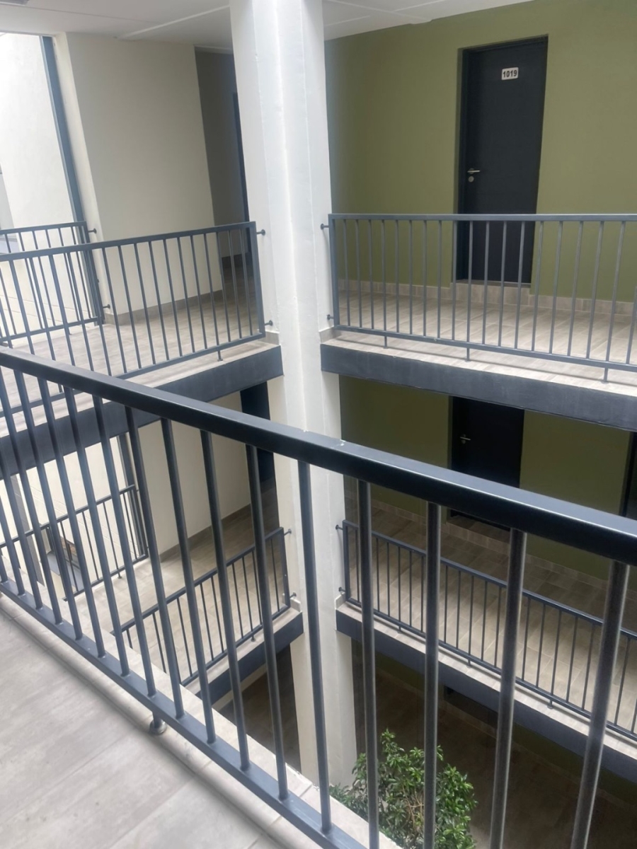 To Let 1 Bedroom Property for Rent in Mooikloof Gauteng