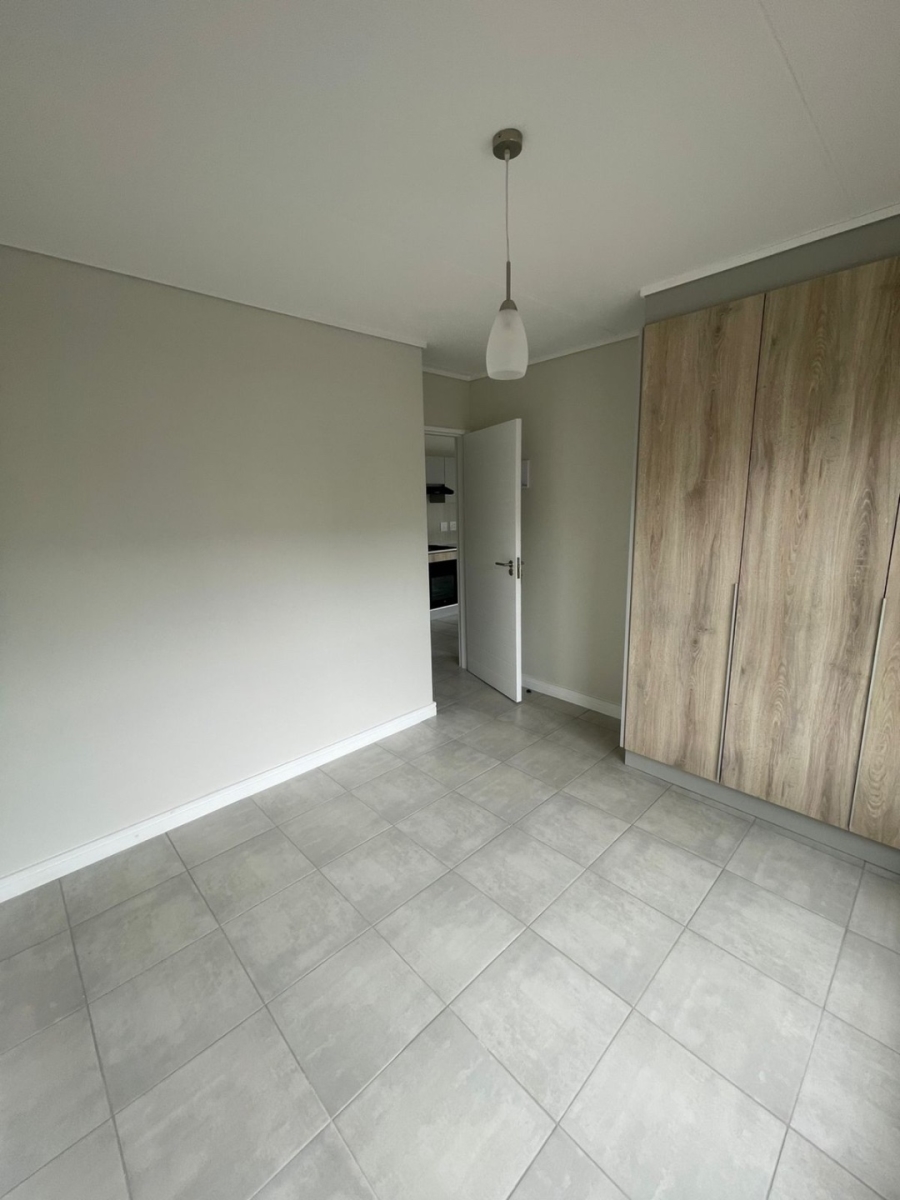 To Let 1 Bedroom Property for Rent in Mooikloof Gauteng