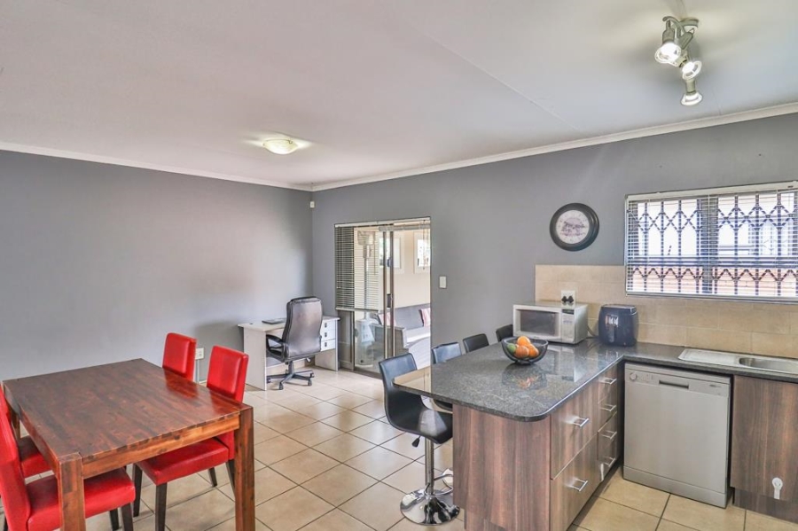 3 Bedroom Property for Sale in Noordwyk Gauteng
