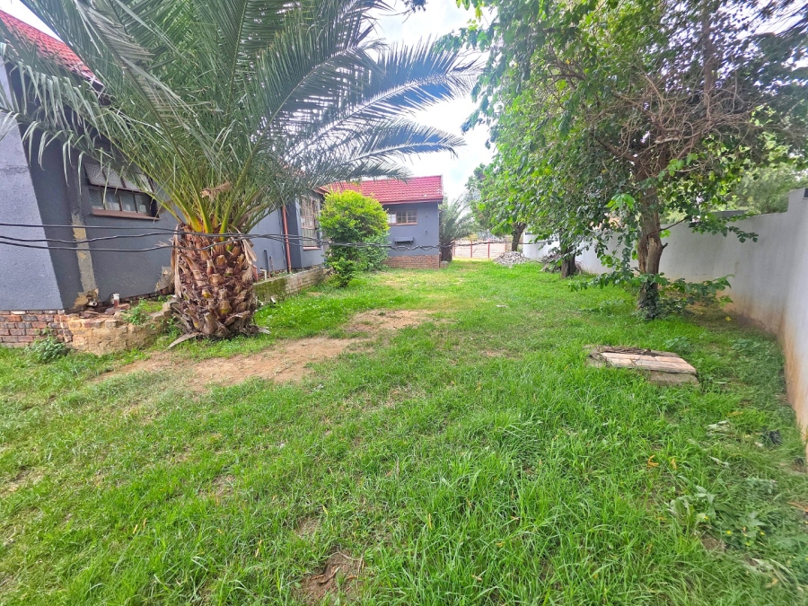 3 Bedroom Property for Sale in Birchleigh North Gauteng