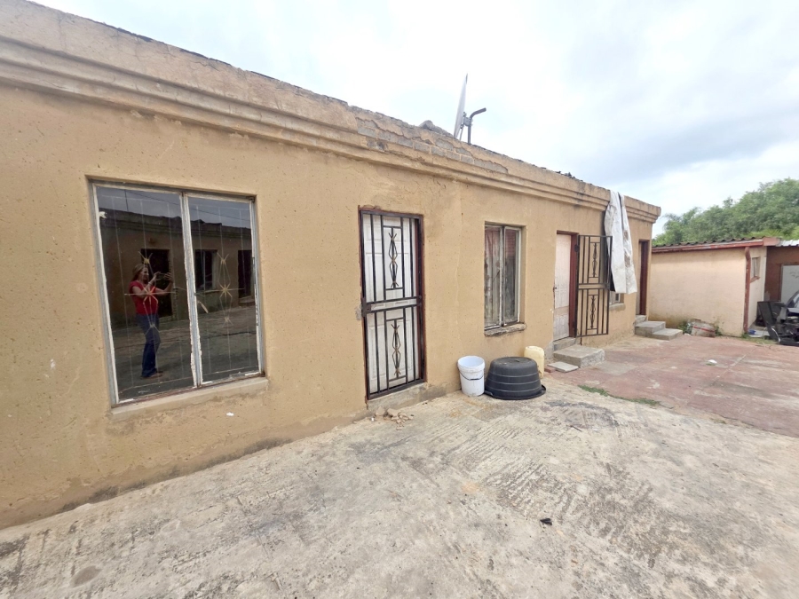3 Bedroom Property for Sale in Birchleigh North Gauteng