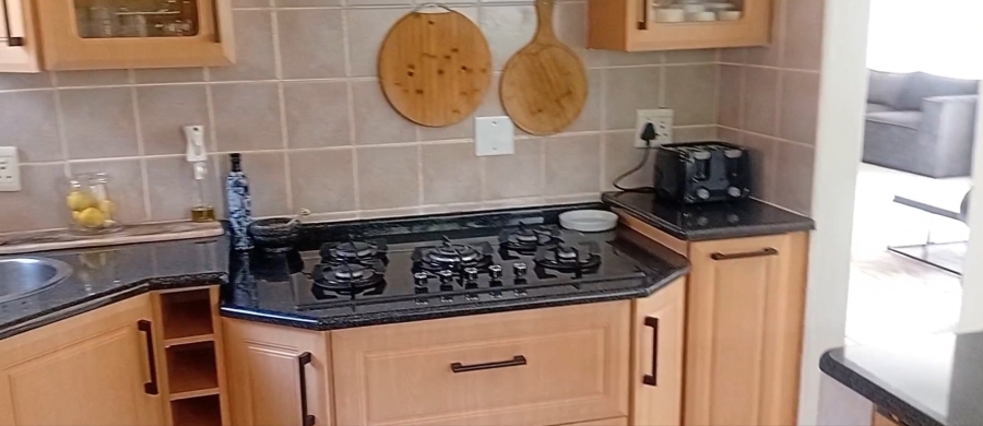 4 Bedroom Property for Sale in Silver Lakes Gauteng