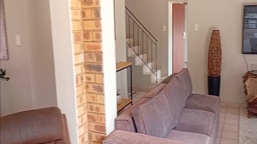 4 Bedroom Property for Sale in Silver Lakes Gauteng