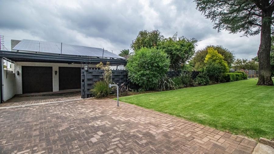 4 Bedroom Property for Sale in Northmead Gauteng