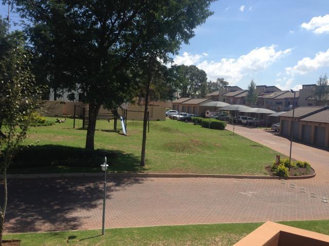 2 Bedroom Property for Sale in Noordwyk Gauteng