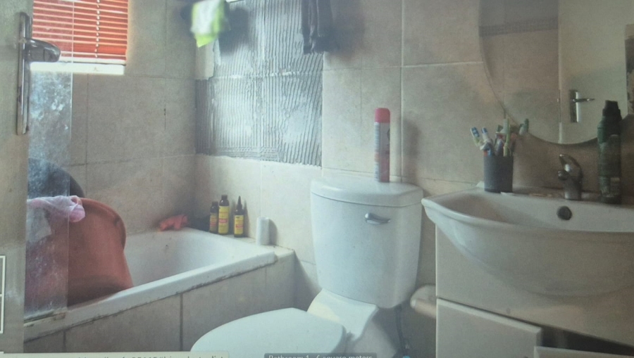  Bedroom Property for Sale in Wilgeheuwel Gauteng