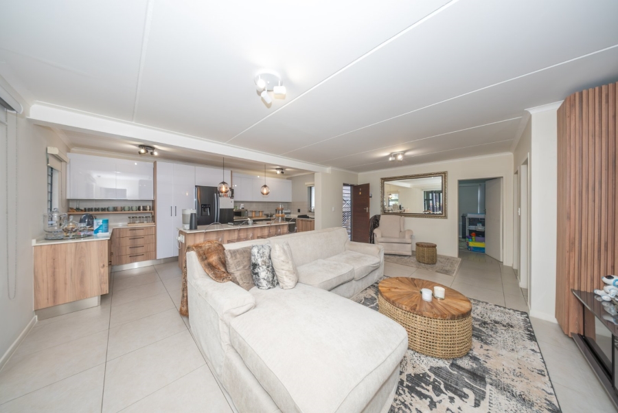 3 Bedroom Property for Sale in Modderfontein Gauteng