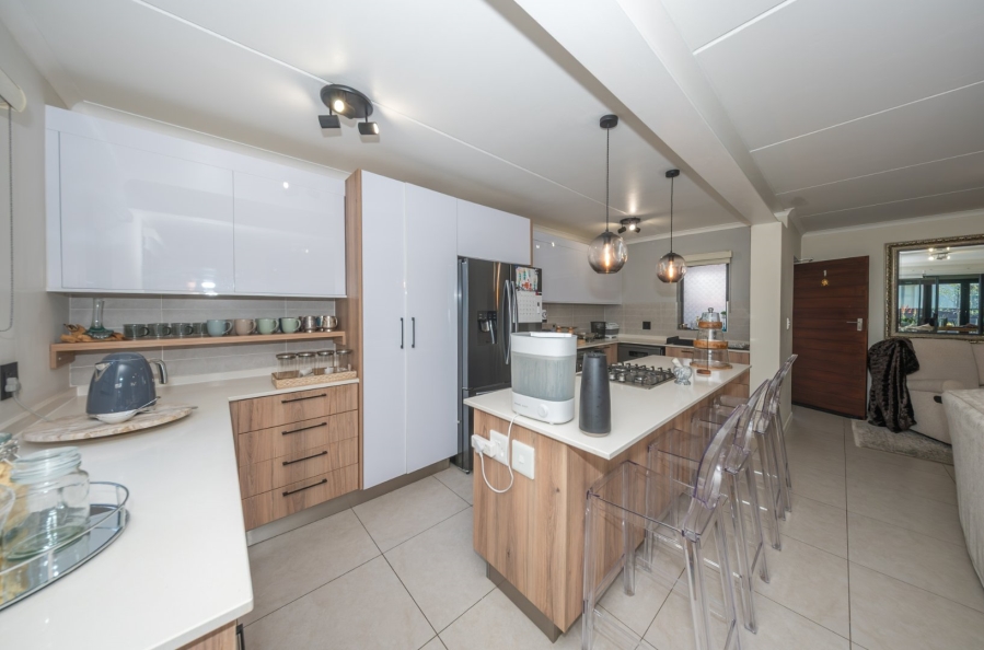 3 Bedroom Property for Sale in Modderfontein Gauteng
