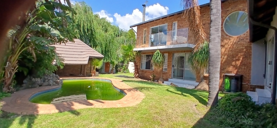 4 Bedroom Property for Sale in The Reeds Gauteng