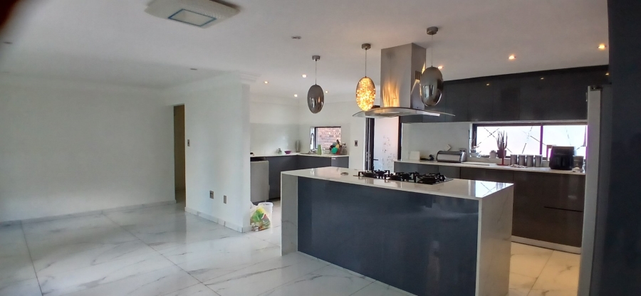 4 Bedroom Property for Sale in The Reeds Gauteng